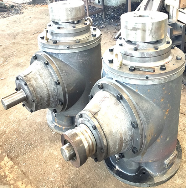 加工完畢的H200系列直角齒輪箱